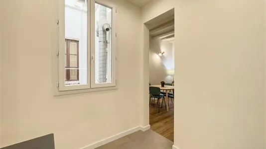 Apartments in Barcelona Ciutat Vella - photo 7