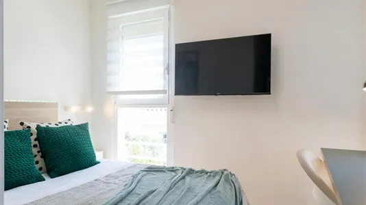 Rooms in Madrid Moncloa-Aravaca - photo 2