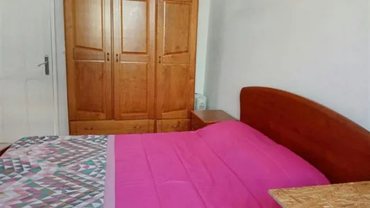 Rooms in Almada - photo 3