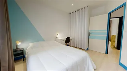 Room for rent in Clermont-Ferrand, Auvergne-Rhône-Alpes
