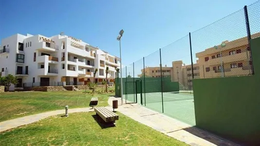 Apartments in Fuengirola - photo 2