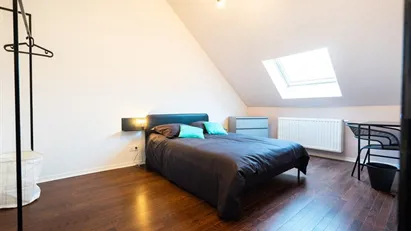 Room for rent in Charleroi, Henegouwen