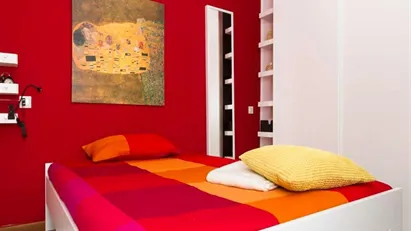 Room for rent in Milano Zona 8 - Fiera, Gallaratese, Quarto Oggiaro, Milan