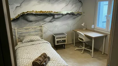 Room for rent in Neapoli-Sykies, Central Macedonia