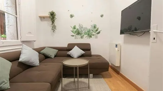 Rooms in Barcelona Ciutat Vella - photo 10