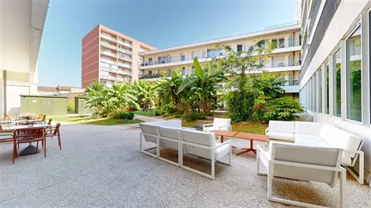 Apartments in Angoulême - photo 3