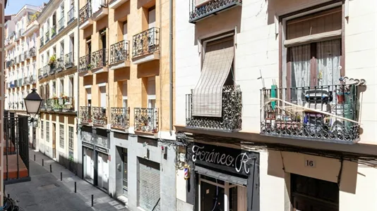 Rooms in Madrid Centro - photo 6