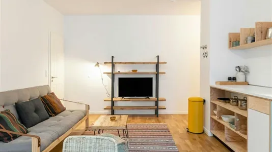 Apartments in Berlin Friedrichshain-Kreuzberg - photo 4