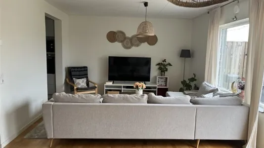 Houses in Norrköping - photo 3