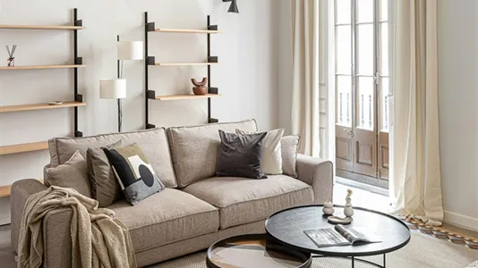 Apartments in Barcelona Ciutat Vella - photo 3