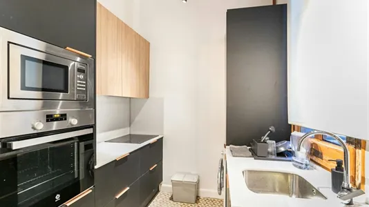 Apartments in Barcelona Ciutat Vella - photo 7