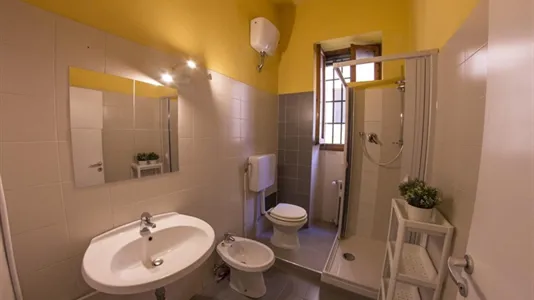Rooms in Florence - photo 9