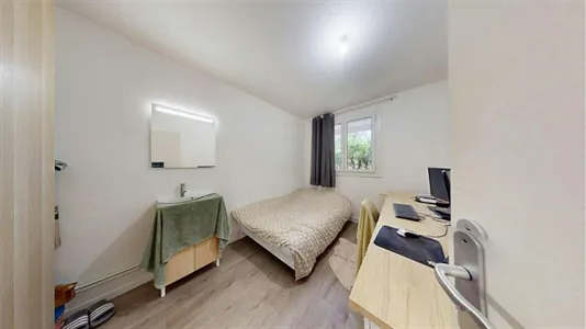 Rooms in Lyon - photo 4