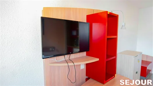 Apartments in Bobigny - photo 7