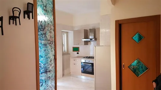 Rooms in Napoli Municipalità 4 - photo 5