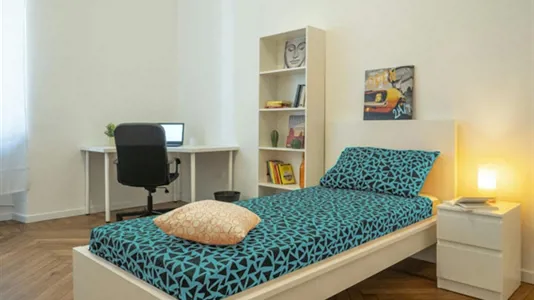 Rooms in Turin - photo 1