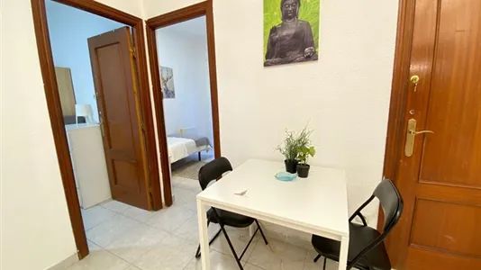 Rooms in Madrid Centro - photo 7