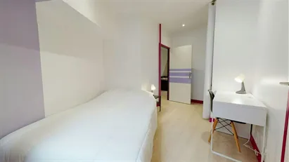 Room for rent in Clermont-Ferrand, Auvergne-Rhône-Alpes