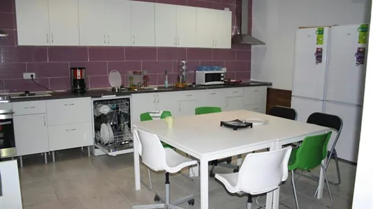 Rooms in Bami - photo 5