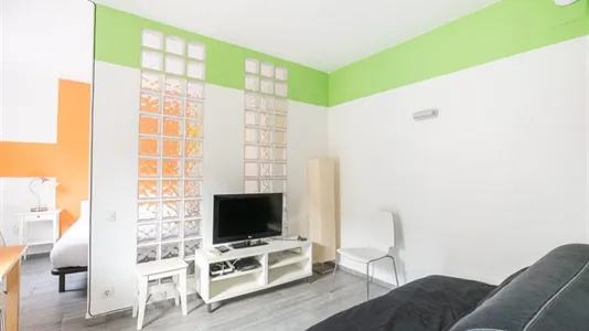 Apartments in Barcelona Ciutat Vella - photo 4