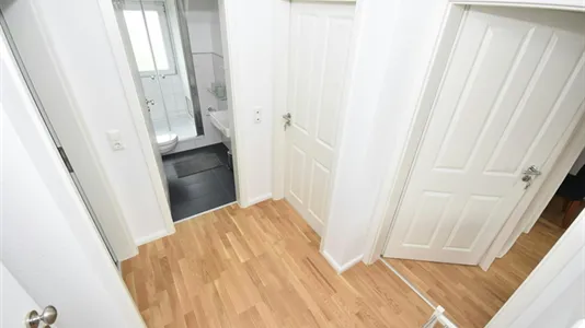 Rooms in Frankfurt West - photo 9