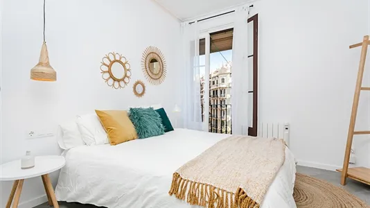 Apartments in Barcelona Eixample - photo 10