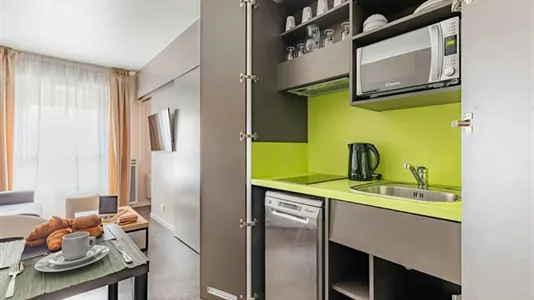 Apartments in Le Raincy - photo 6