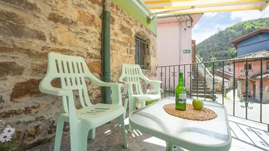 Apartments in Morcín - photo 3