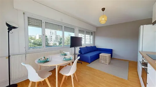 Rooms in Lyon - photo 9