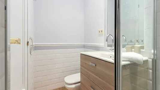 Rooms in Madrid Centro - photo 2