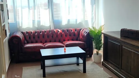 Rooms in Almería - photo 5