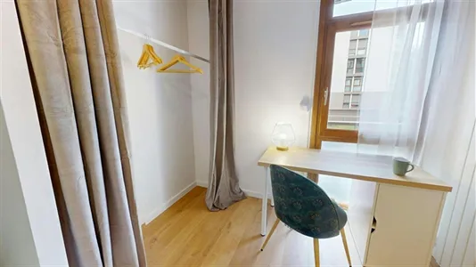 Rooms in Lyon - photo 4