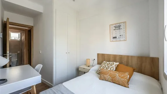 Rooms in Madrid Carabanchel - photo 3