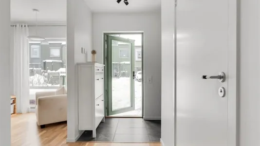 Houses in Upplands Väsby - photo 9