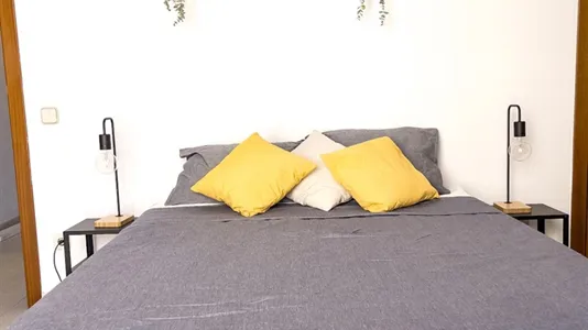 Rooms in Barcelona Ciutat Vella - photo 6