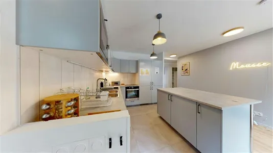 Rooms in Bobigny - photo 2