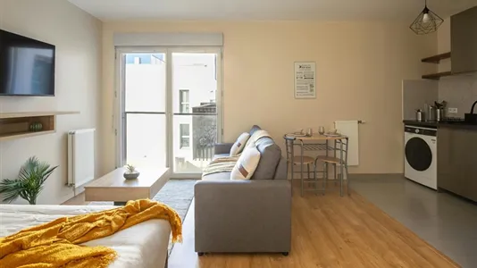 Apartments in Pontoise - photo 4