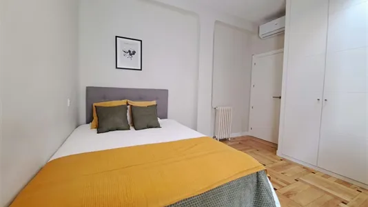 Rooms in Madrid Chamberí - photo 2