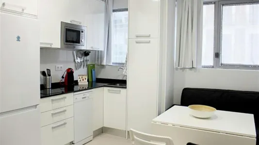 Apartments in Madrid Chamberí - photo 4