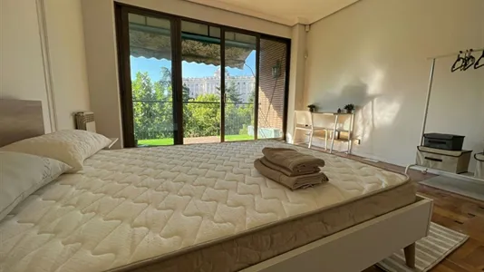 Rooms in Madrid Moncloa-Aravaca - photo 5