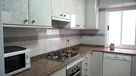 Rooms in Madrid Centro - photo 8