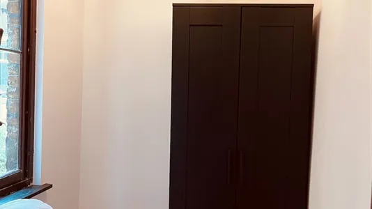 Rooms in Brussels Schaarbeek - photo 4