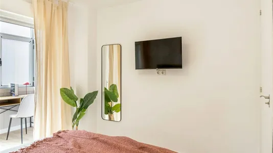 Rooms in Coslada - photo 2