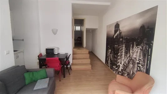 Apartments in Madrid Chamberí - photo 4