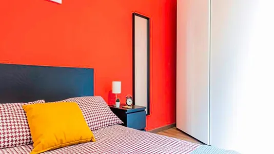 Rooms in Milano Zona 2 - Stazione Centrale, Gorla, Turro, Greco, Crescenzago - photo 3
