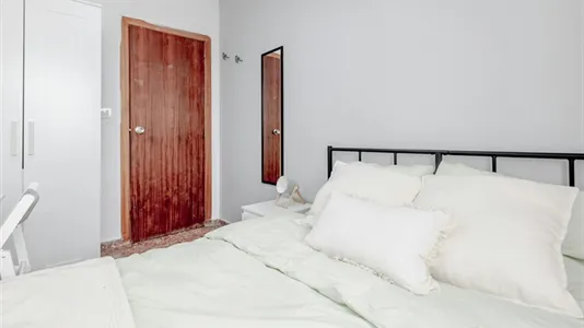 Rooms in AlaquĆ s - photo 4