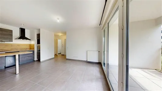 Apartments in Lyon - photo 3