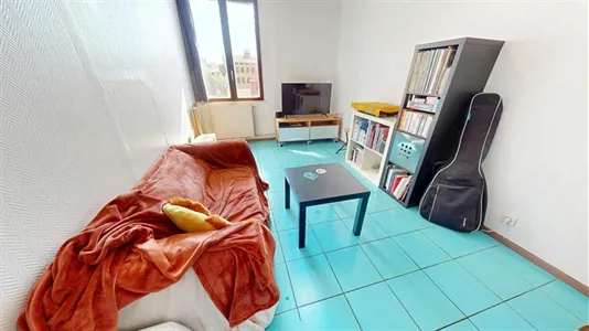 Apartments in Lyon - photo 3