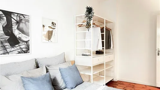 Apartments in Location is not specified - photo 6