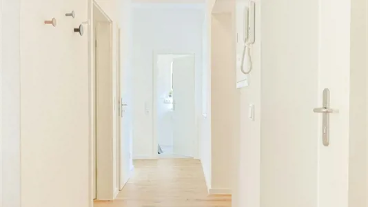Apartments in Dusseldorf - photo 2